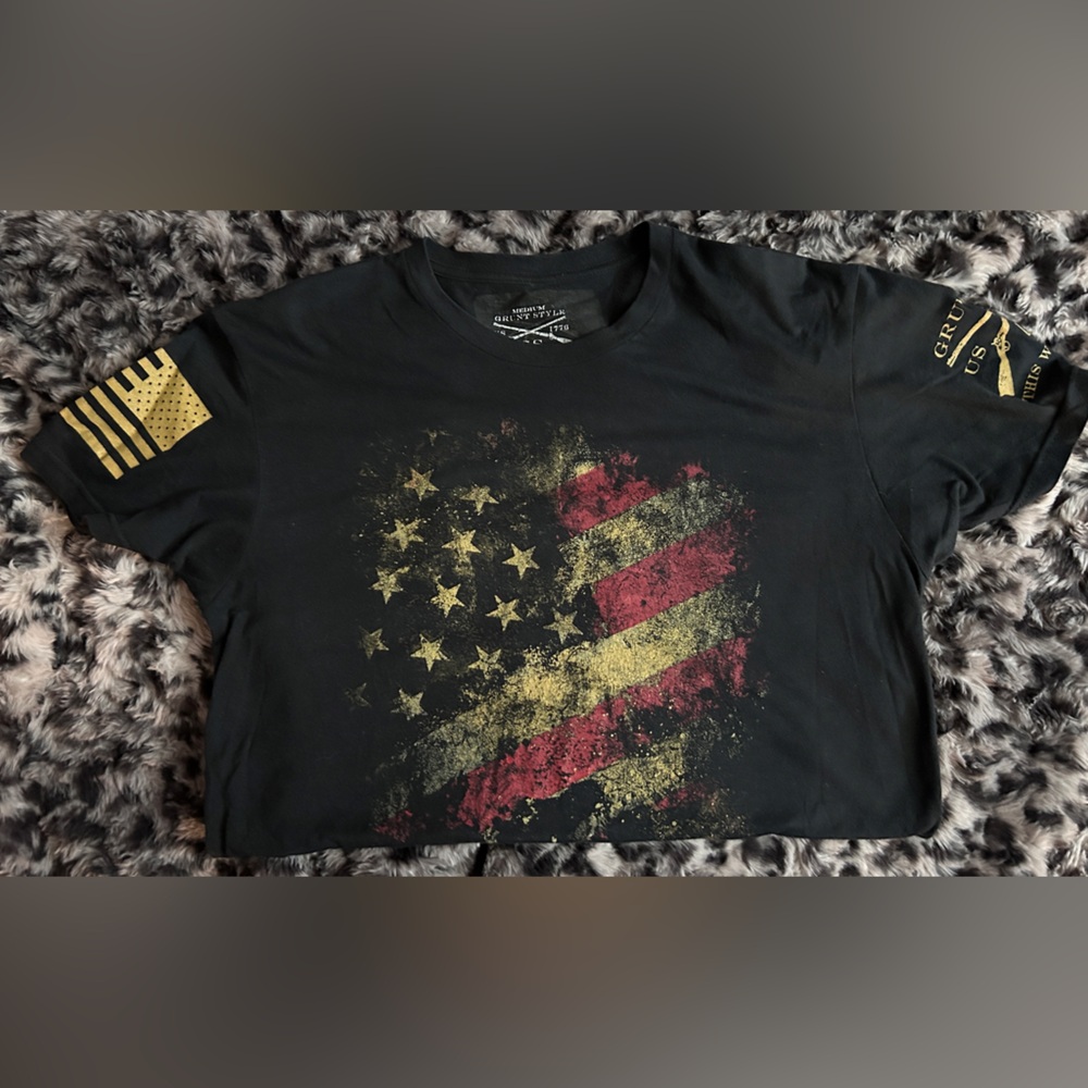 Grunt Style Black Tee with Distressed Flag NEW NEVER WORN